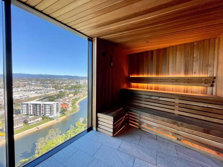 Luxury Stunning Riverview 1 Bedroom Apt 479F Gold Coast Dış mekan fotoğraf